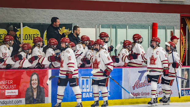 Hill-Murray vs Maple Grove girls Feb4 Jon Namyst65